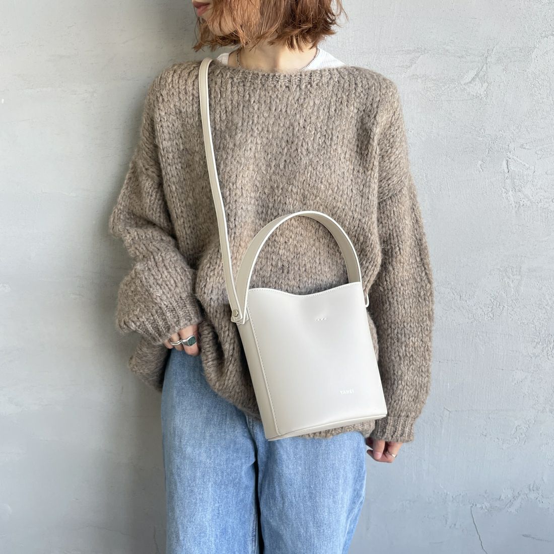 YAHKI [ヤーキ] フェイクレザークロスボディバッグ [YH-770] IVORY