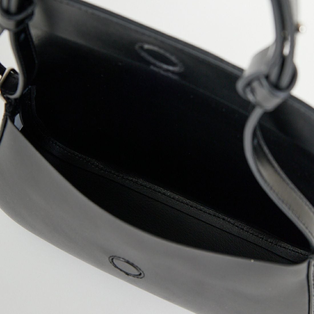 YAHKI [ヤーキ] レザークロスボディバッグ [YH-768] BLACK