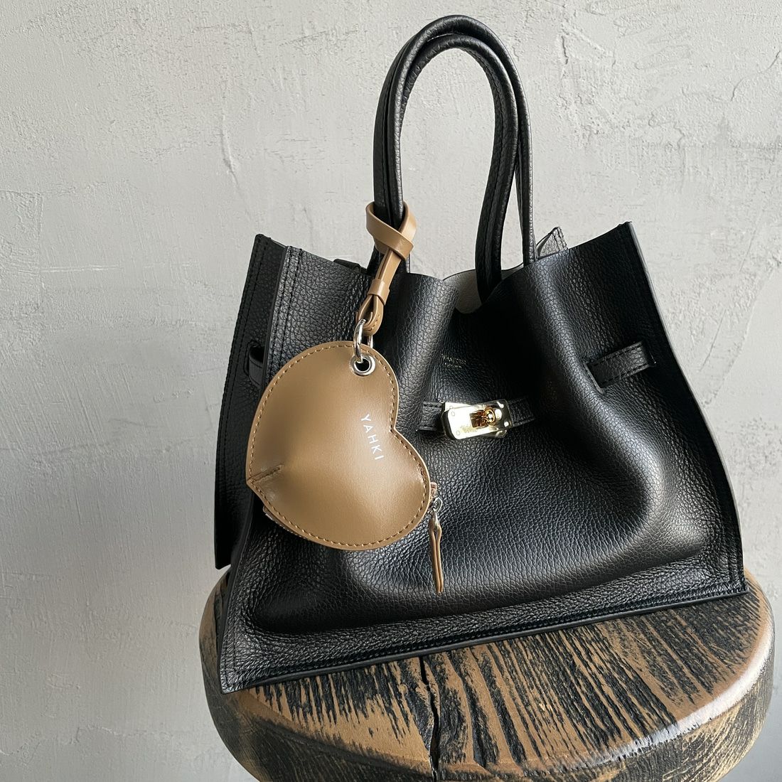 YAHKI [ヤーキ] ハートレザーマルチケース [YH-640C] TABACO