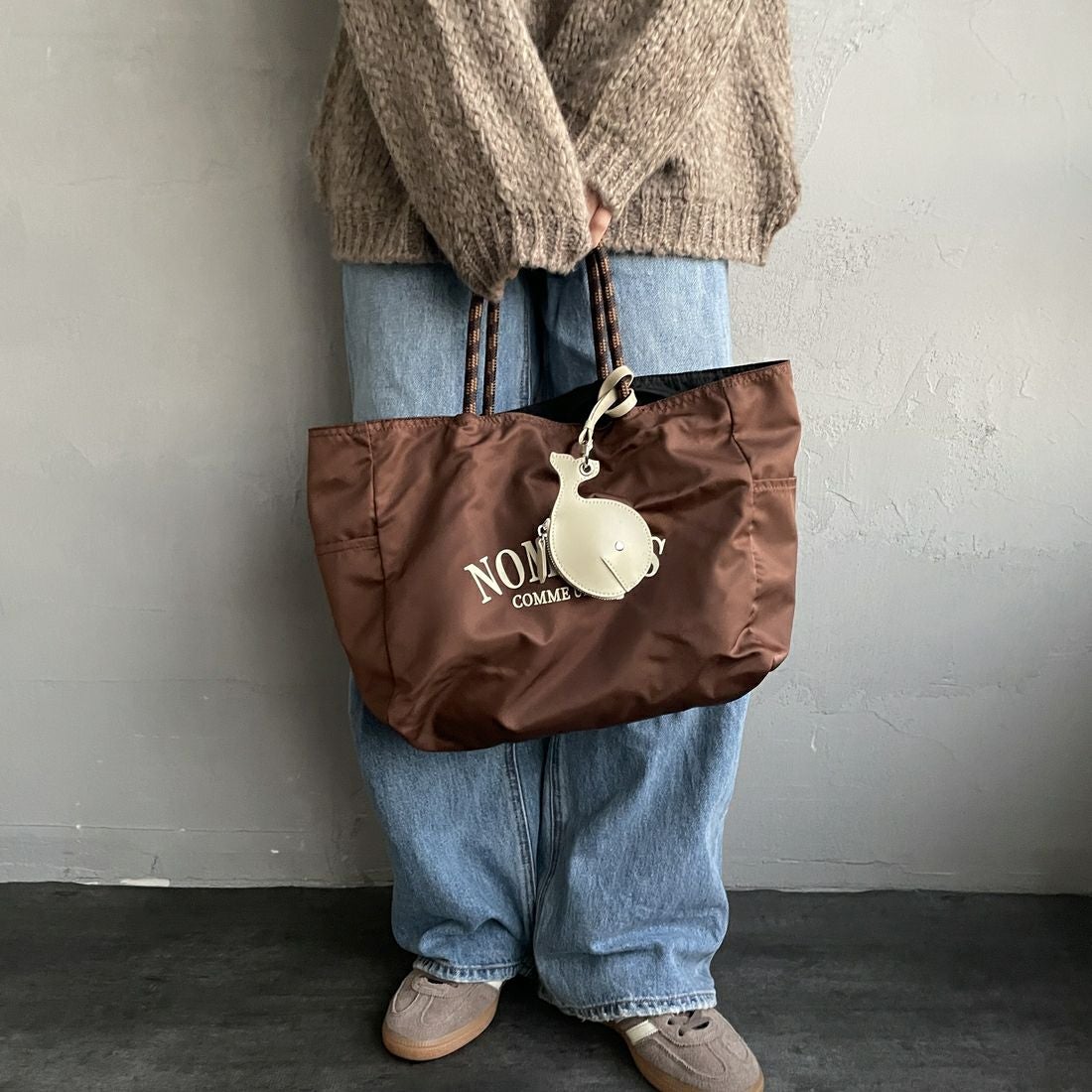 YAHKI [ヤーキ] クジラレザーマルチケース [YH-763C] SAND BEIGE