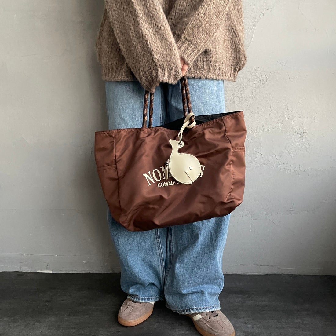 YAHKI [ヤーキ] クジラレザーマルチケース [YH-763C] SAND BEIGE