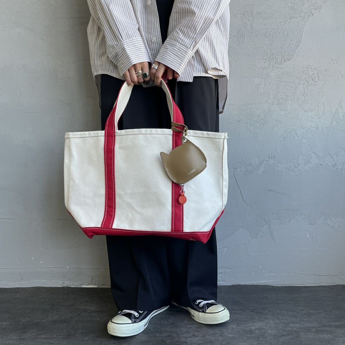 YAHKI [ヤーキ] キャットレザーマルチケース [YH-678C] TABACO