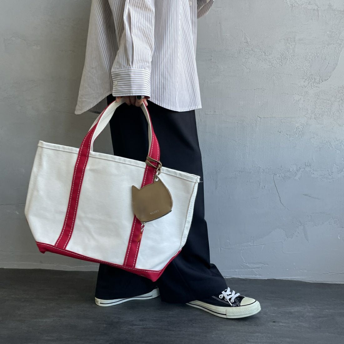 YAHKI [ヤーキ] キャットレザーマルチケース [YH-678C] TABACO