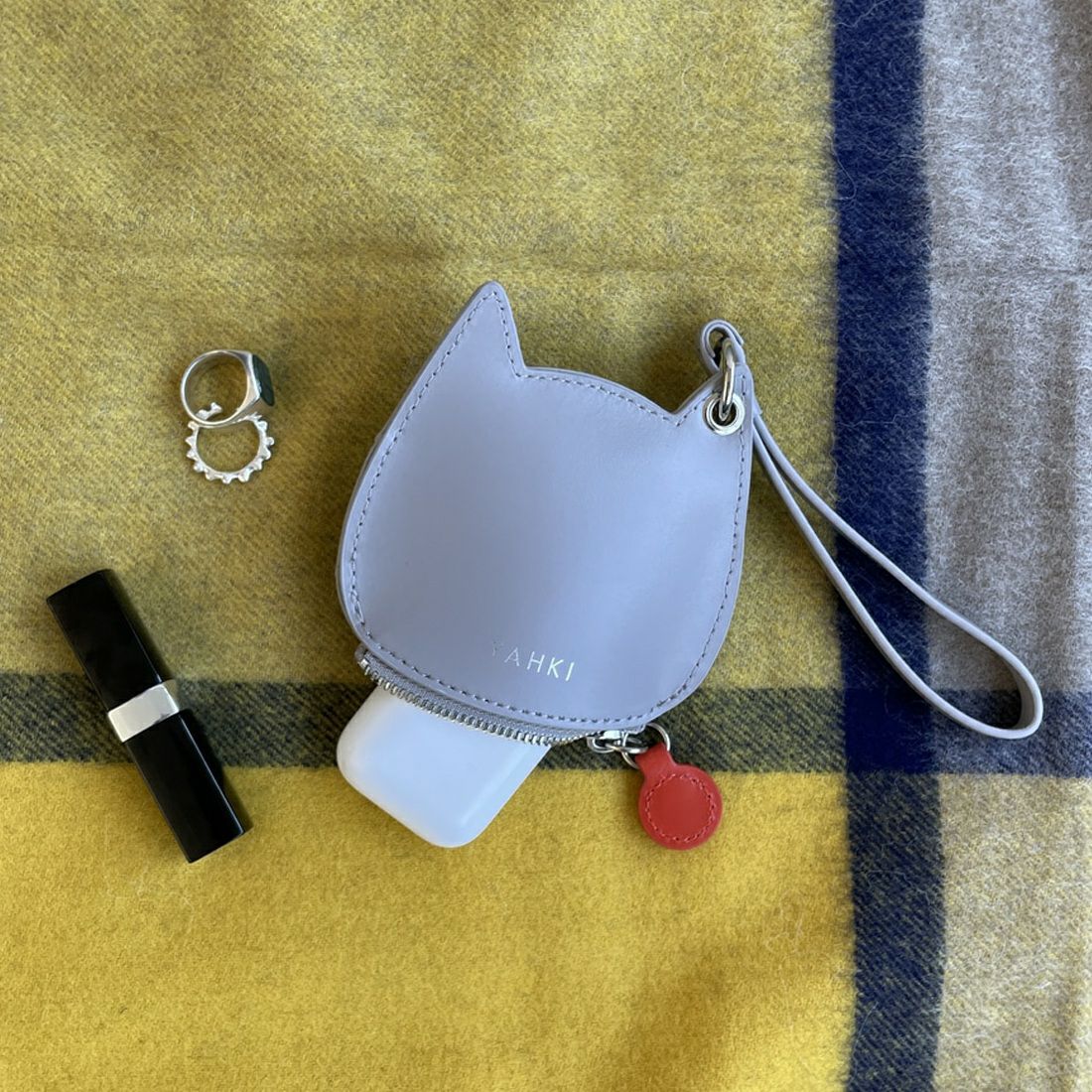 YAHKI [ヤーキ] キャットレザーマルチケース [YH-678C] STONE