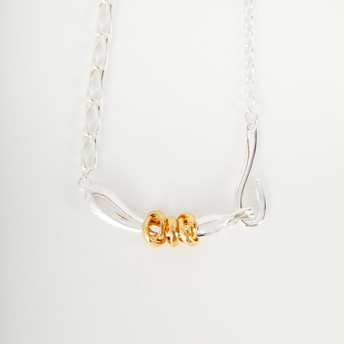 LAPUIS [ラピュイ] Flow coil チョーカー [254-220106] ﾏﾙﾁ