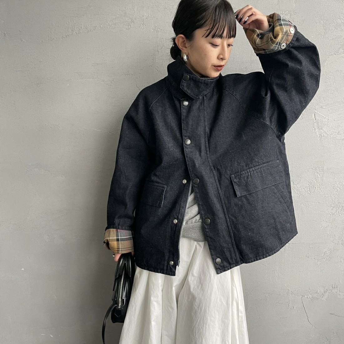 Barbour [バブアー] 別注 BORROWDALE ボロウデイルジャケット [261MCAS237-JF] DENIM &&モデル身長：150cm 着用サイズ：36&&