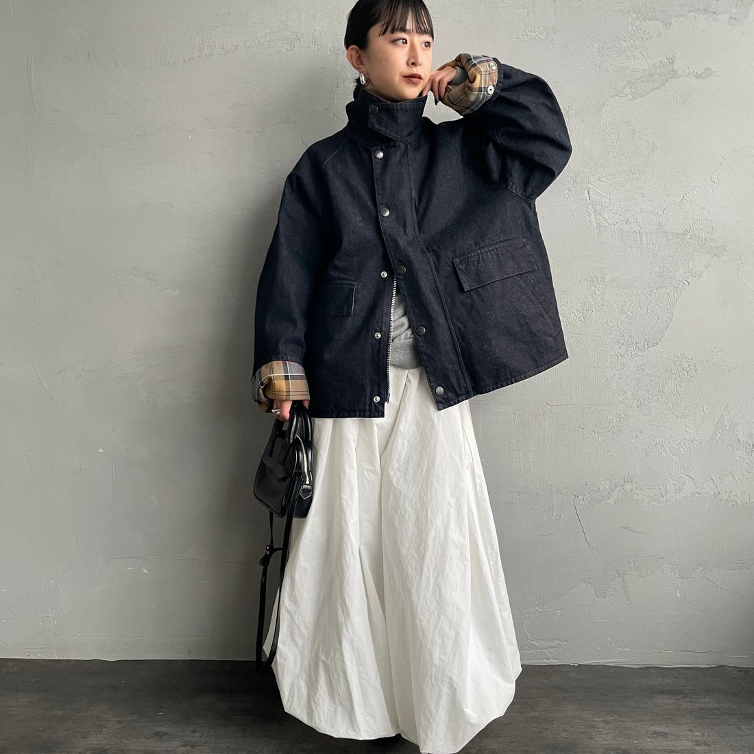Barbour [バブアー] 別注 BORROWDALE ボロウデイルジャケット [261MCAS237-JF] DENIM &&モデル身長：150cm 着用サイズ：36&&