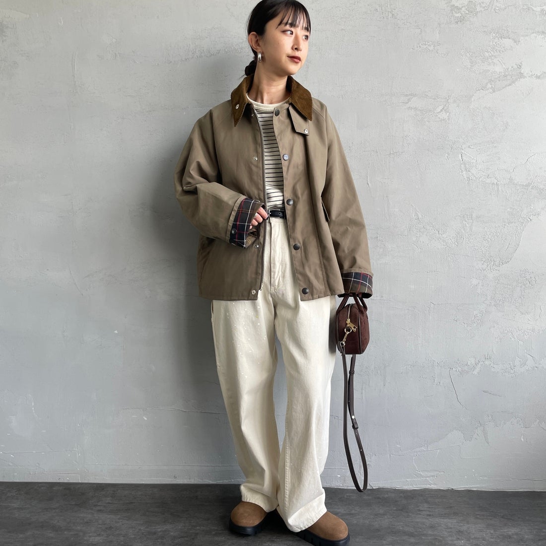 Barbour [バブアー] 別注 BORROWDALE ボロウデイルジャケット [261MCAS237-JF] KHAKI &&モデル身長：150cm 着用サイズ：34&&