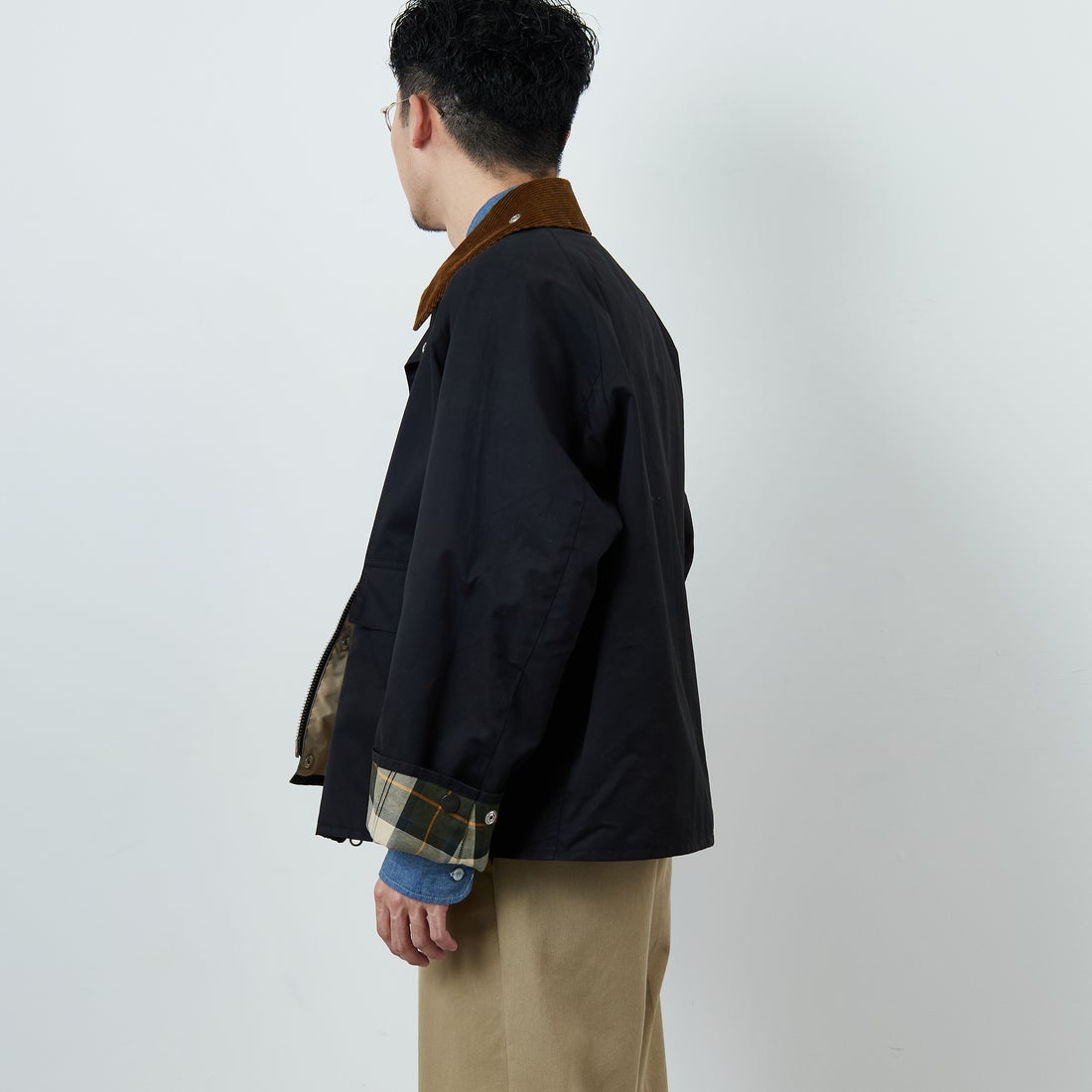 Barbour [バブアー] 別注 BORROWDALE ボロウデイルジャケット [261MCAS237-JF] BLACK &&モデル身長：168cm 着用サイズ：38&&