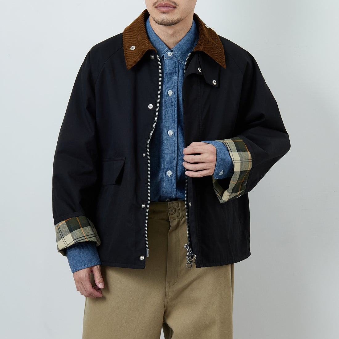 Barbour [バブアー] 別注 BORROWDALE ボロウデイルジャケット [261MCAS237-JF] BLACK &&モデル身長：168cm 着用サイズ：38&&