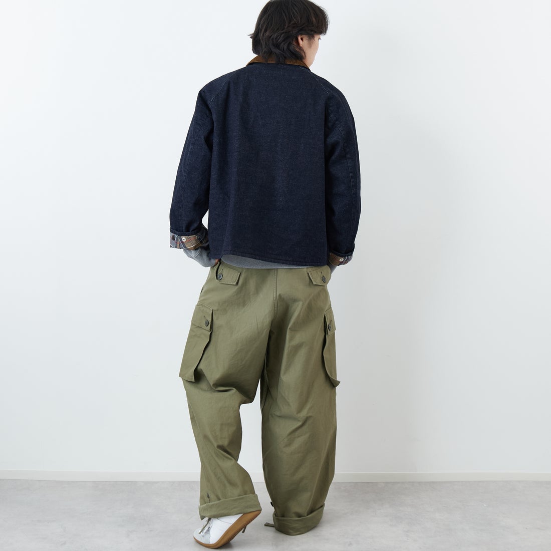 Barbour [バブアー] 別注 BORROWDALE ボロウデイルジャケット [261MCAS237-JF] DENIM &&モデル身長：179cm 着用サイズ：40&&