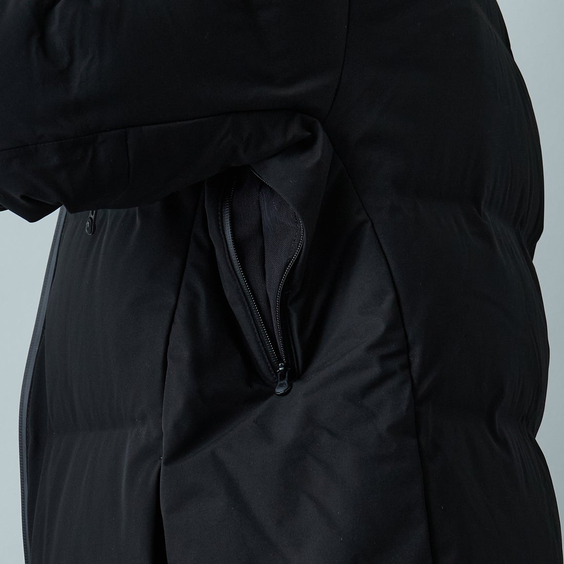 DESCENTE ALLTERRAIN [デサントオルテライン] 水沢ダウン アンカーハーフコート [DU5FDJM3L] BK00