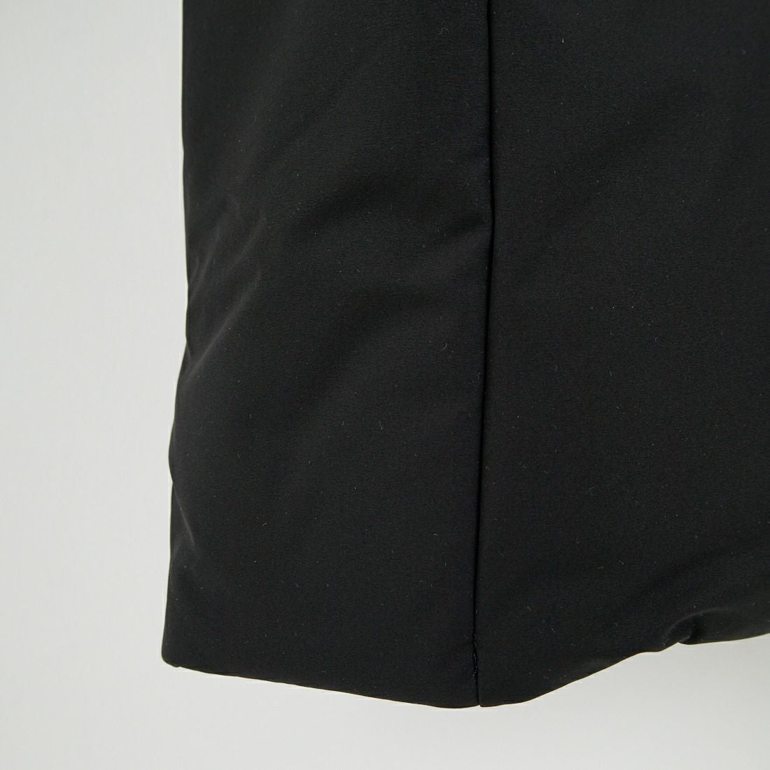 DESCENTE ALLTERRAIN [デサントオルテライン] 水沢ダウン アンカーハーフコート [DU5FDJM3L] BK00