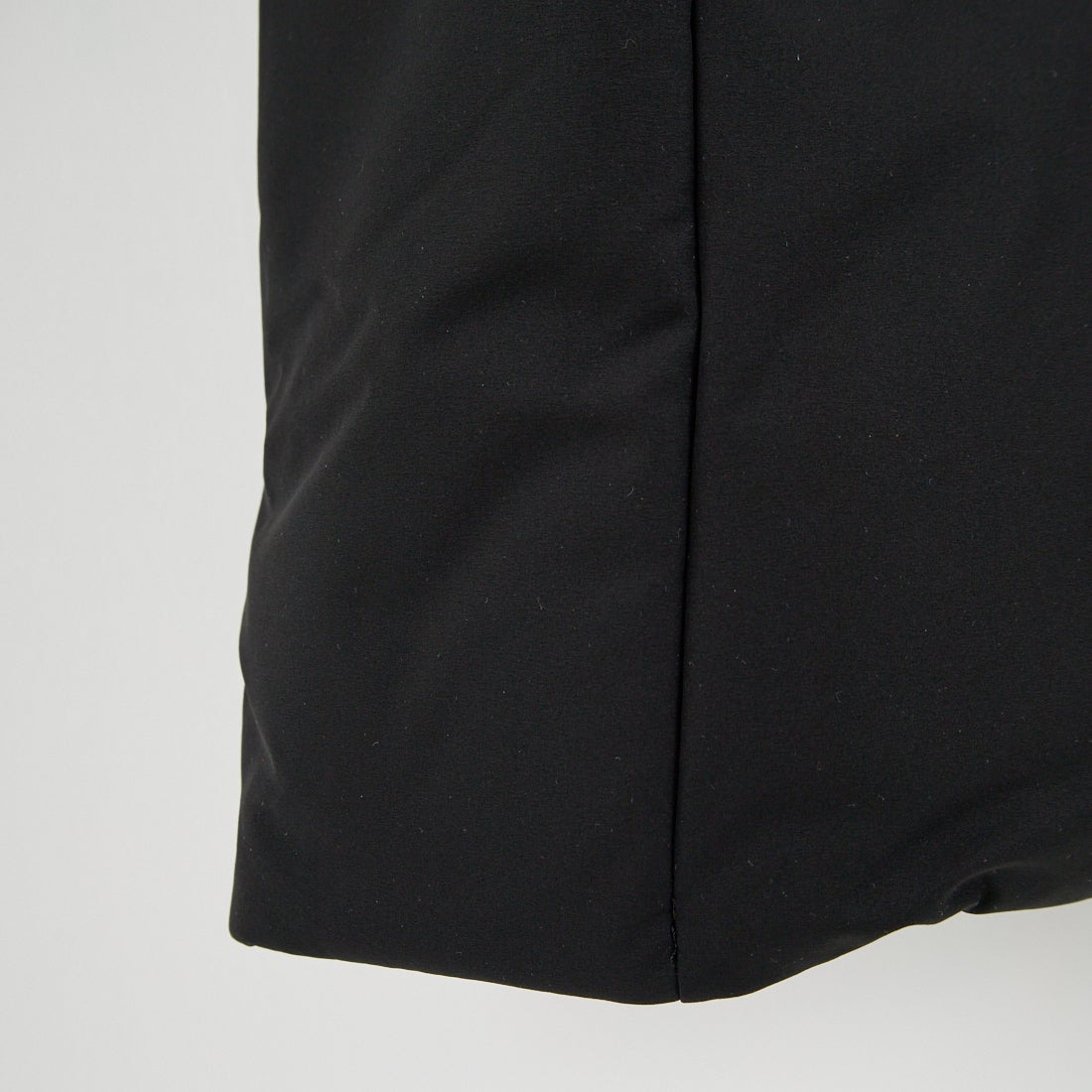 DESCENTE ALLTERRAIN [デサントオルテライン] 水沢ダウン アンカーハーフコート [DU5FDJM3L] BK00