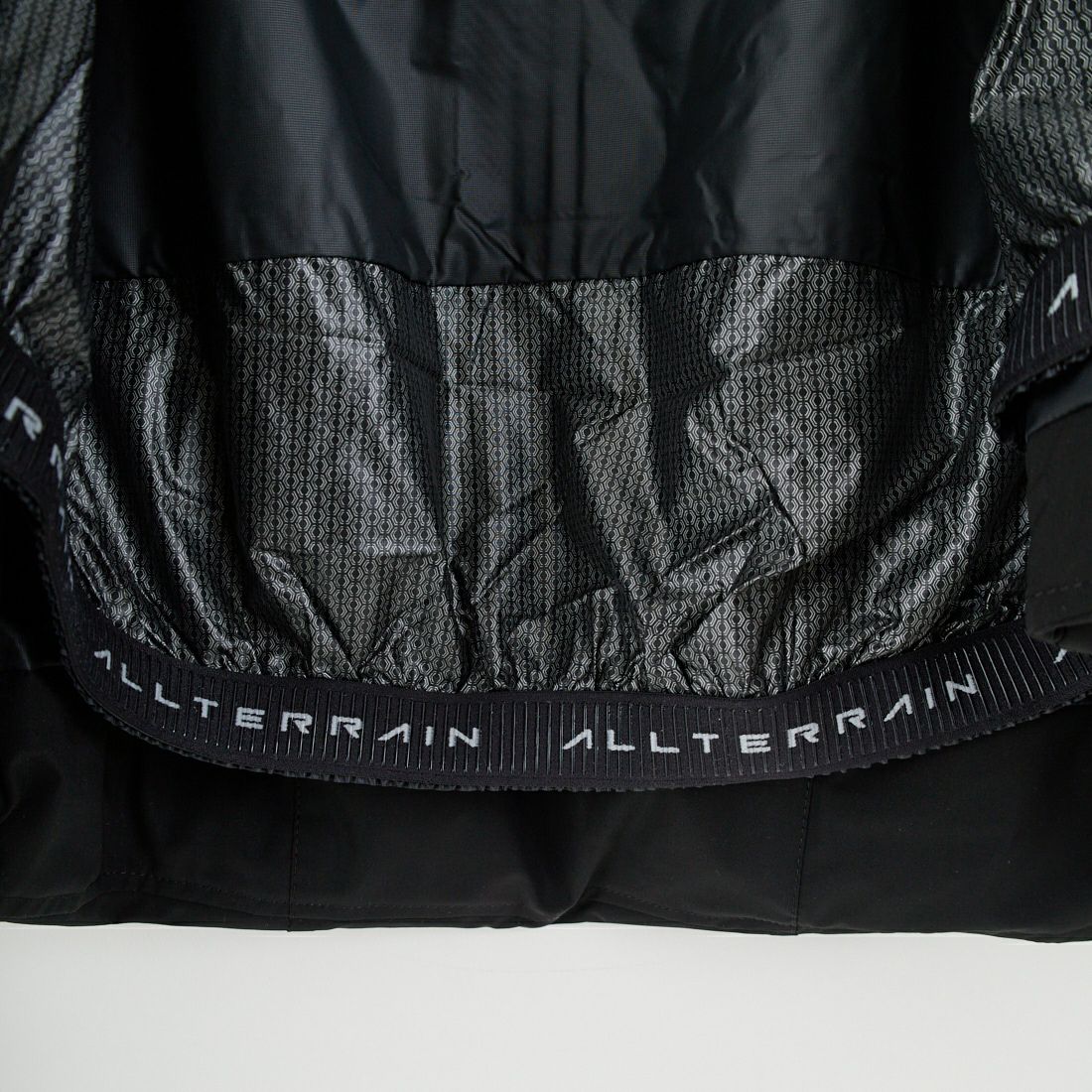 DESCENTE ALLTERRAIN [デサントオルテライン] 水沢ダウン マウンテニア [DU5FDJM1L] BK00