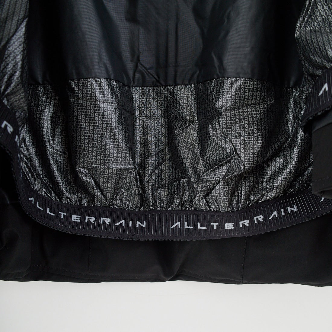 DESCENTE ALLTERRAIN [デサントオルテライン] 水沢ダウン マウンテニア [DU5FDJM1L] BK00