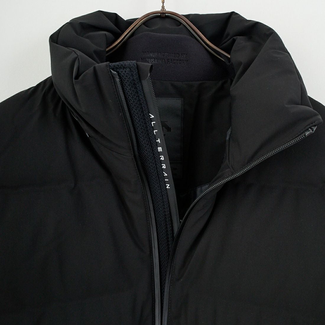 DESCENTE ALLTERRAIN [デサントオルテライン] 水沢ダウン アンカー [DU5FDJM3M] BK00