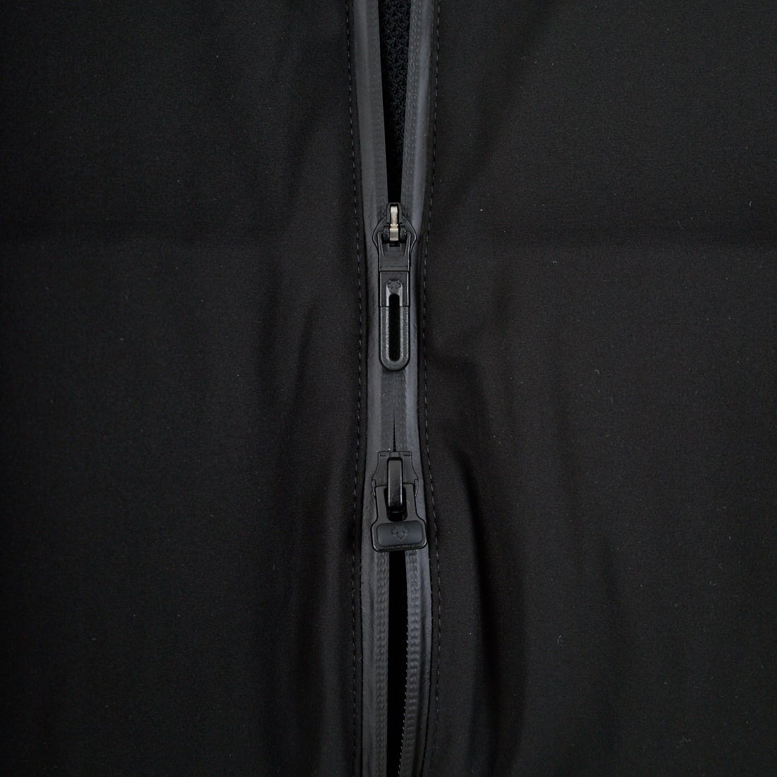 DESCENTE ALLTERRAIN [デサントオルテライン] 水沢ダウン アンカー [DU5FDJM3M] BK00