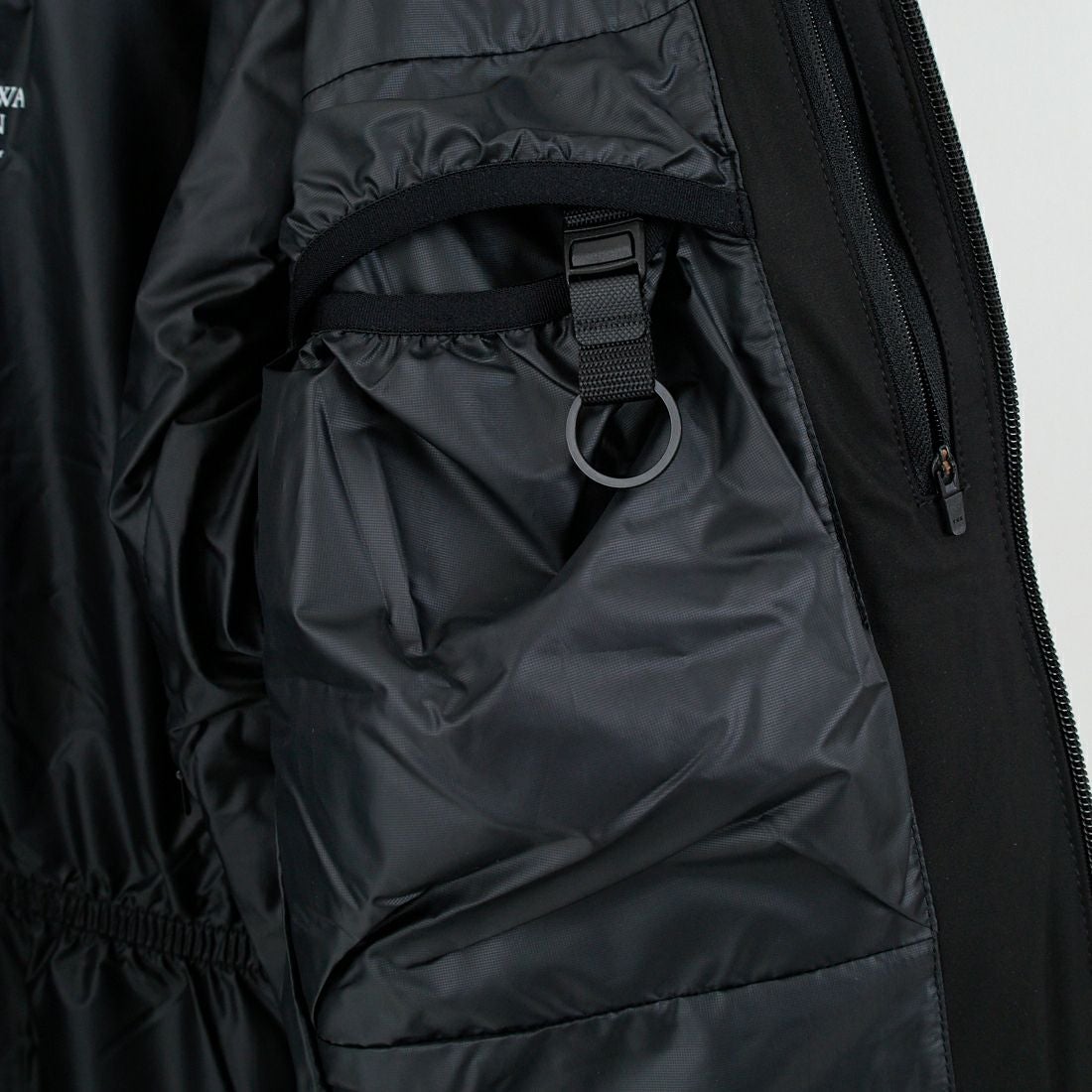 DESCENTE ALLTERRAIN [デサントオルテライン] 水沢ダウン アンカー [DU5FDJM3M] BK00