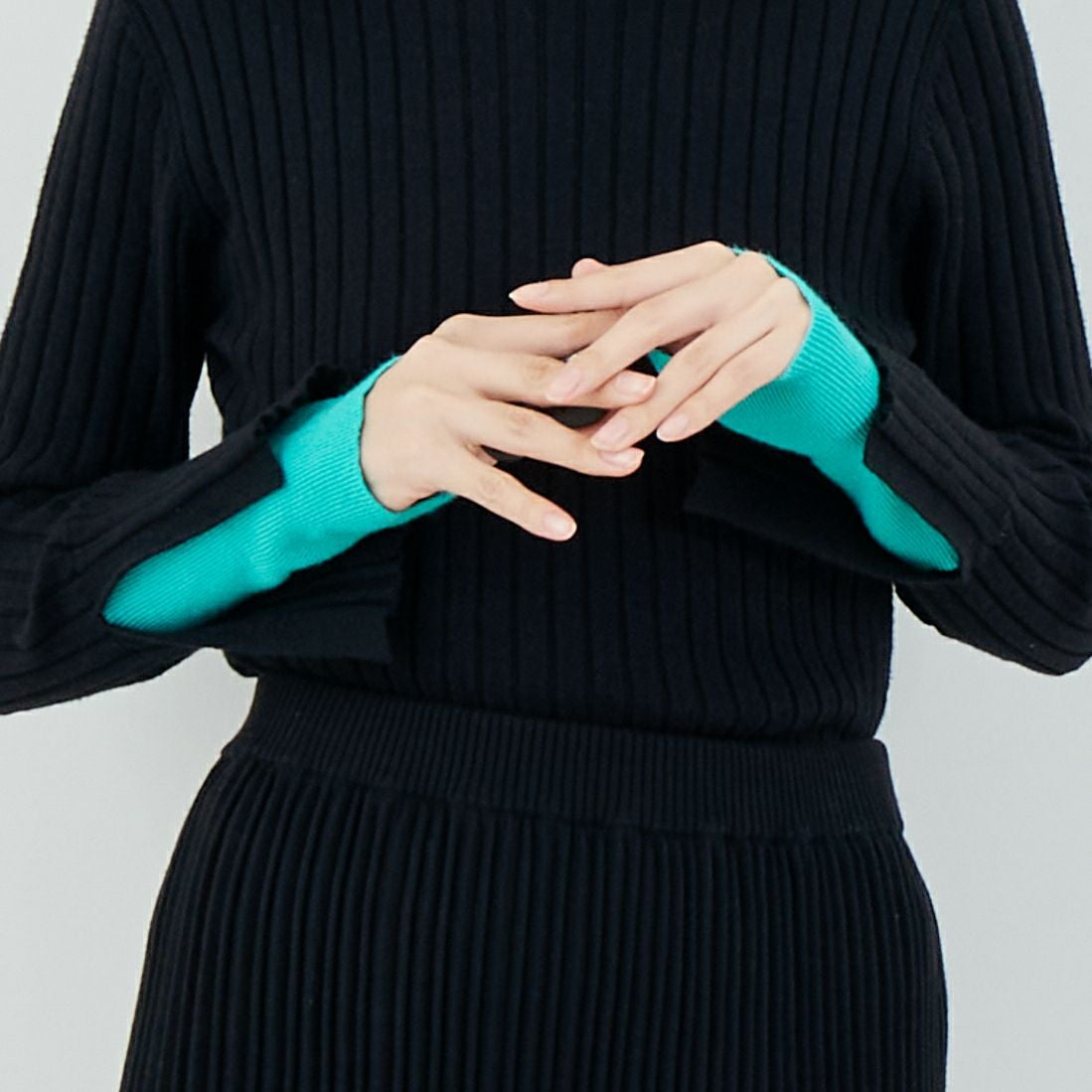 Jf Ready Made [ジェイエフレディメイド] 配色リブニット [929-14110] 09A ﾌﾞﾗｯｸ &&モデル身長：162cm 着用サイズ：F&&