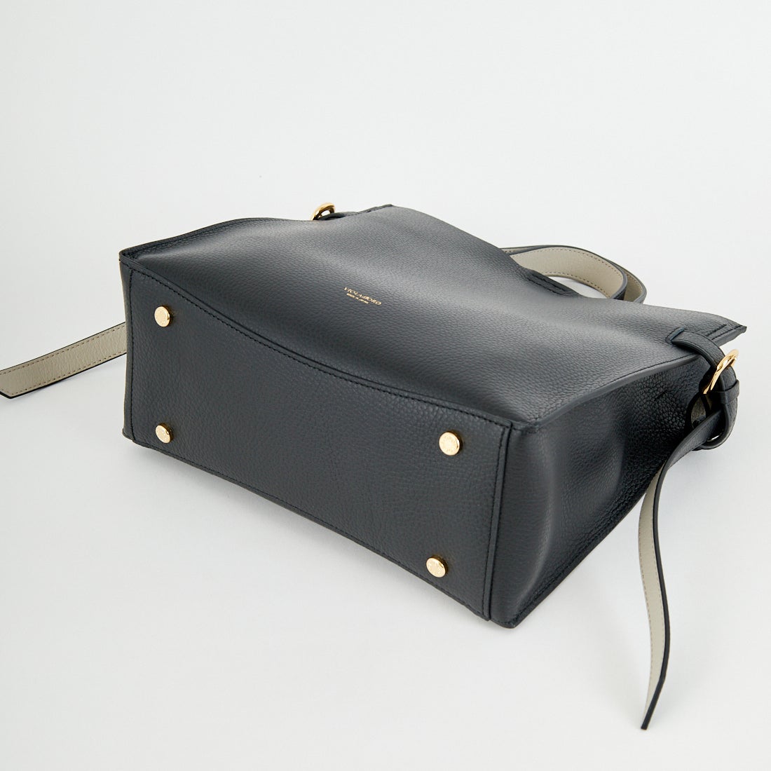 VIOLAd'ORO [ヴィオラドーロ] TRERO サイドベルトレザートートバッグ [V-1619] BLACK/GRAY