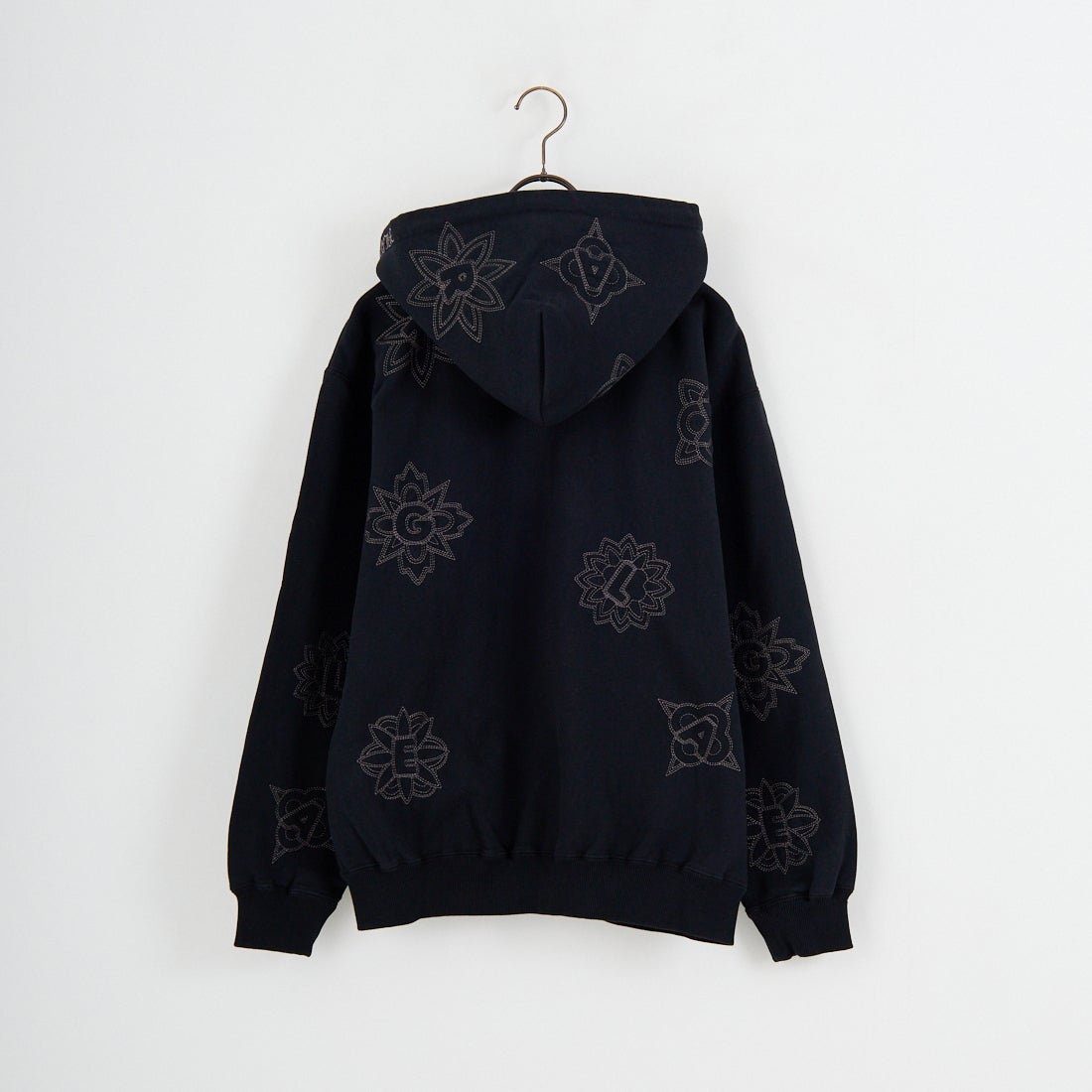 XLARGE [エクストララージ] オールオーバー刺繍ジップアップフーディ [101254012020] BLACK