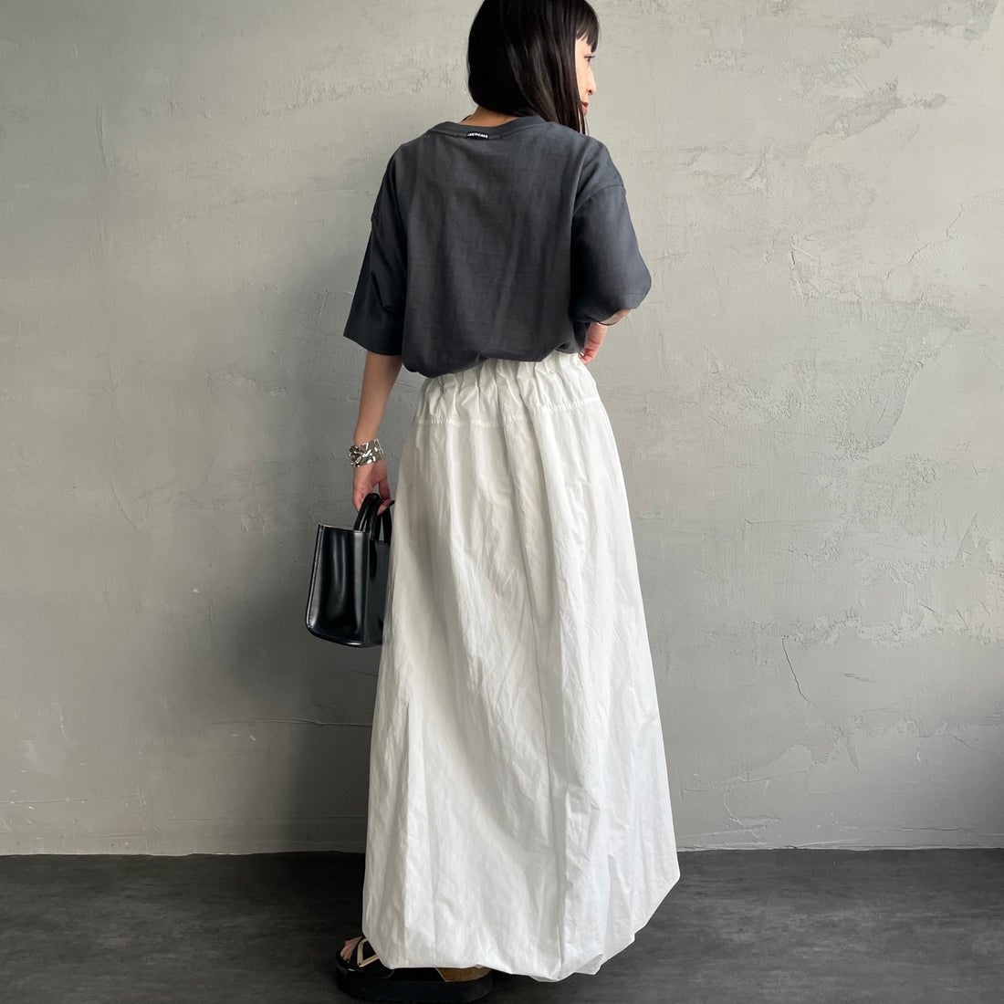 Americana × JEANS FACTORY [アメリカーナ × ジーンズファクトリー] 別注 AMRCN ロゴプリントTシャツ [BRF-808A-1-JF] ｽﾐｸﾛ &&モデル身長：150cm 着用サイズ：ONE SIZE&&