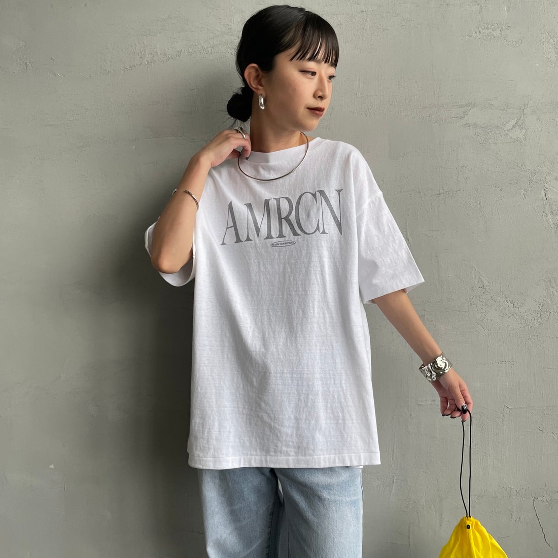 Americana × JEANS FACTORY [アメリカーナ × ジーンズファクトリー] 別注 AMRCN ロゴプリントTシャツ [BRF-808A-1-JF] ﾎﾜｲﾄ Americana × JEANS FACTORY [アメリカーナ × ジーンズファクトリー] 別注 AMRCN ロゴプリントTシャツ [BRF-808A-1-JF] ｽﾐｸﾛ &&モデル身長：150cm 着用サイズ：ONE SIZE&&