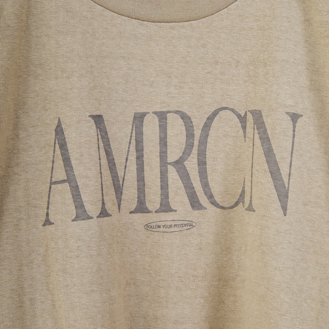 Americana × JEANS FACTORY [アメリカーナ × ジーンズファクトリー] 別注 AMRCN ロゴプリントTシャツ [BRF-808A-1-JF] ﾍﾞｰｼﾞｭ