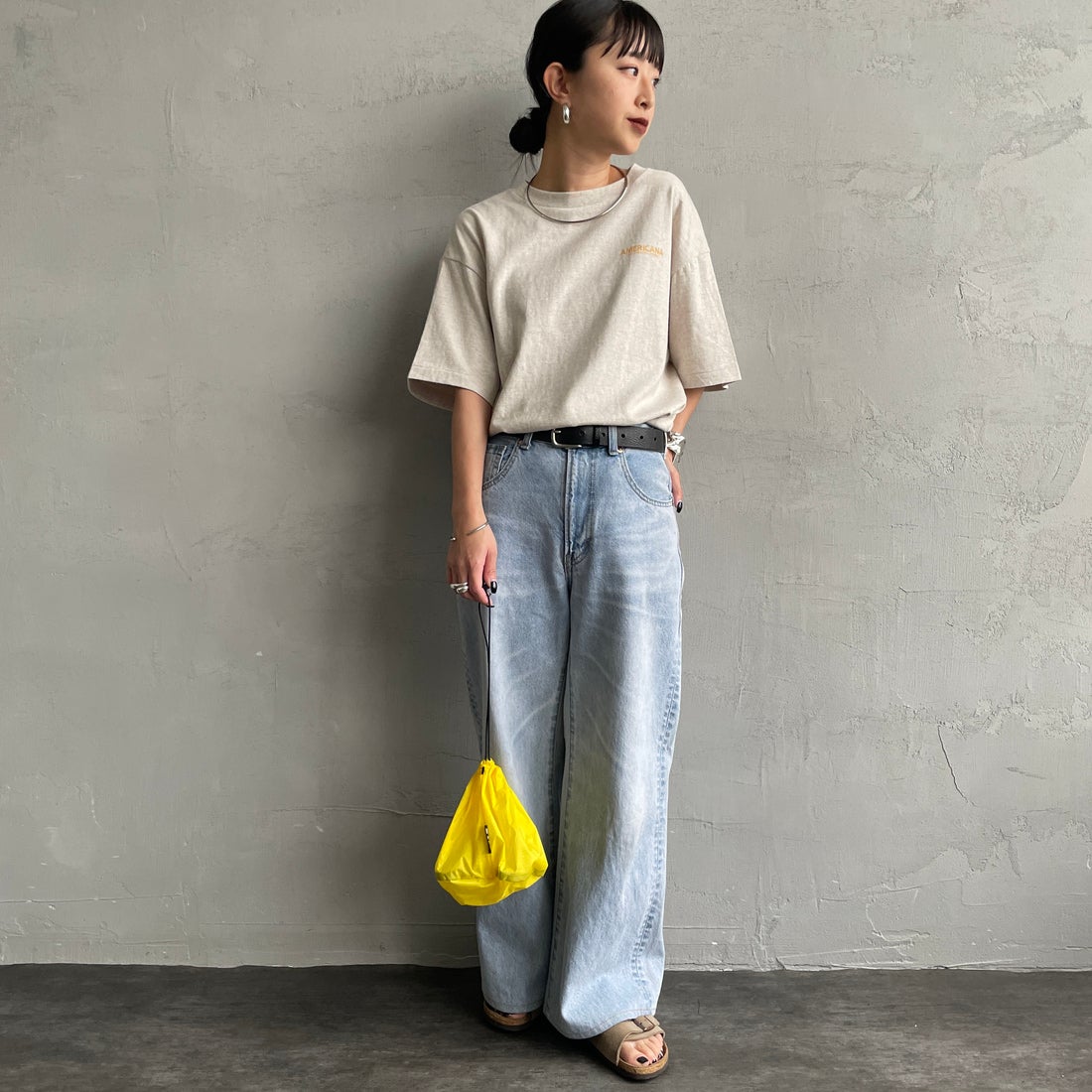 Americana × JEANS FACTORY [アメリカーナ × ジーンズファクトリー] 別注 AMRCN バックプリントTシャツ [BRF-808A-2-JF] ｵｰﾄﾐｰﾙ &&モデル身長：150cm 着用サイズ：ONE SIZE&&