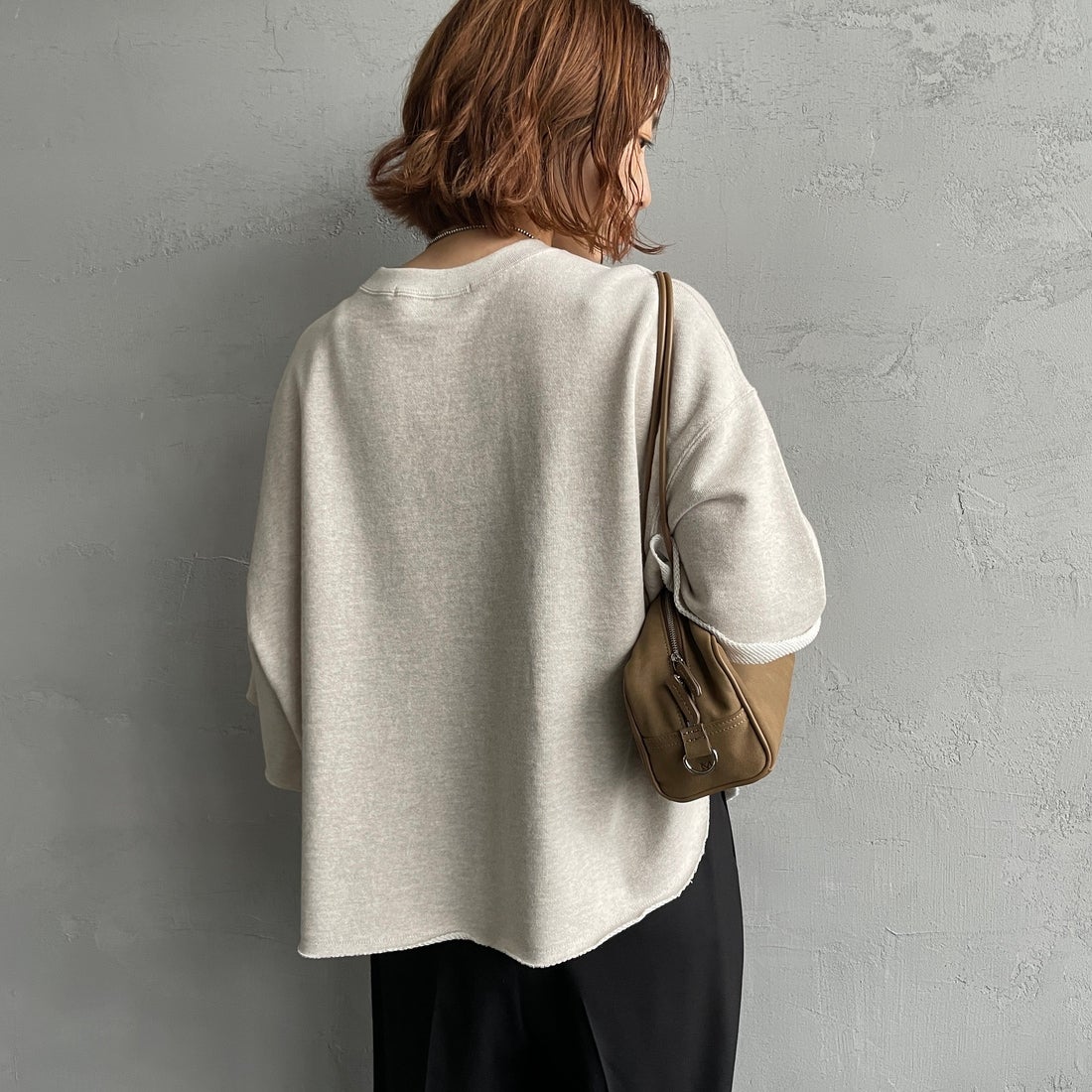 Americana × JEANS FACTORY [アメリカーナ × ジーンズファクトリー] 別注 カレッジプリント カットオフスウェット [ASO-850-1-JF] ﾋﾟﾝｸ &&モデル身長：150cm 着用サイズ：ONE SIZE&&