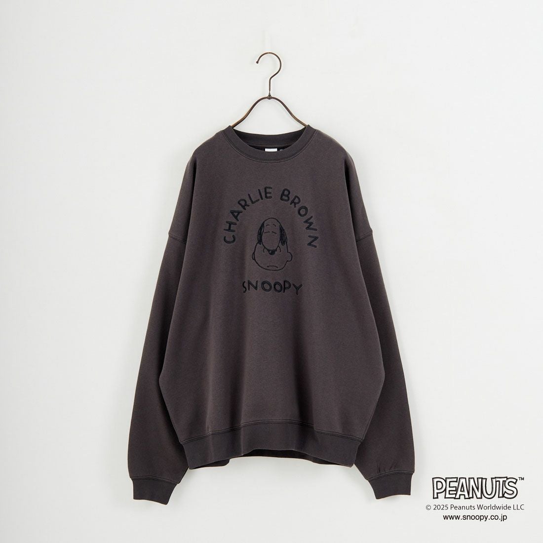 PEANUTS × JEANS FACTORY [ピーナッツ × ジーンズファクトリー] PEANUTS チャーリー・ブラウン&スヌーピースウェット [JFC-254-100] SUMIKURO