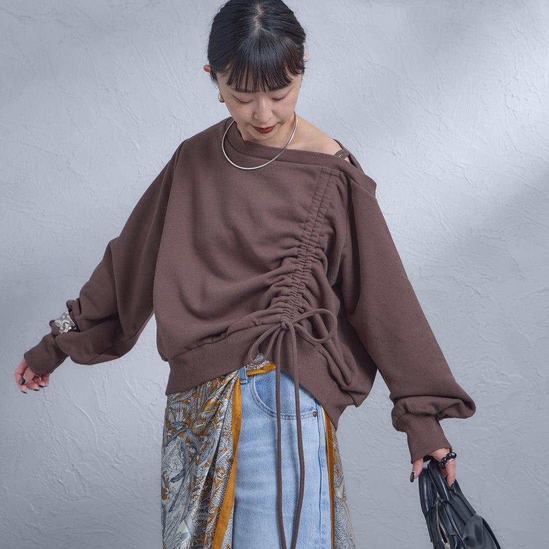 28 BROWN&&モデル身長：150cm 着用サイズ：F&&