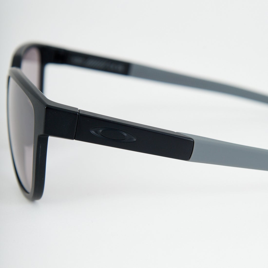 OAKLEY [オークリー] Actuator/アクチュエーター サングラス [92501157] ﾏｯﾄﾌﾞﾗｯｸ