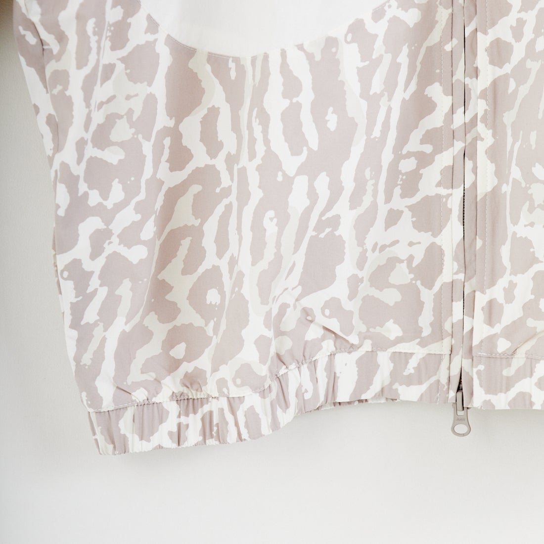 NIKE [ナイキ] ウィメンズ ウーブンプリンテッドジャケット [IB7264] 009 COLLEG