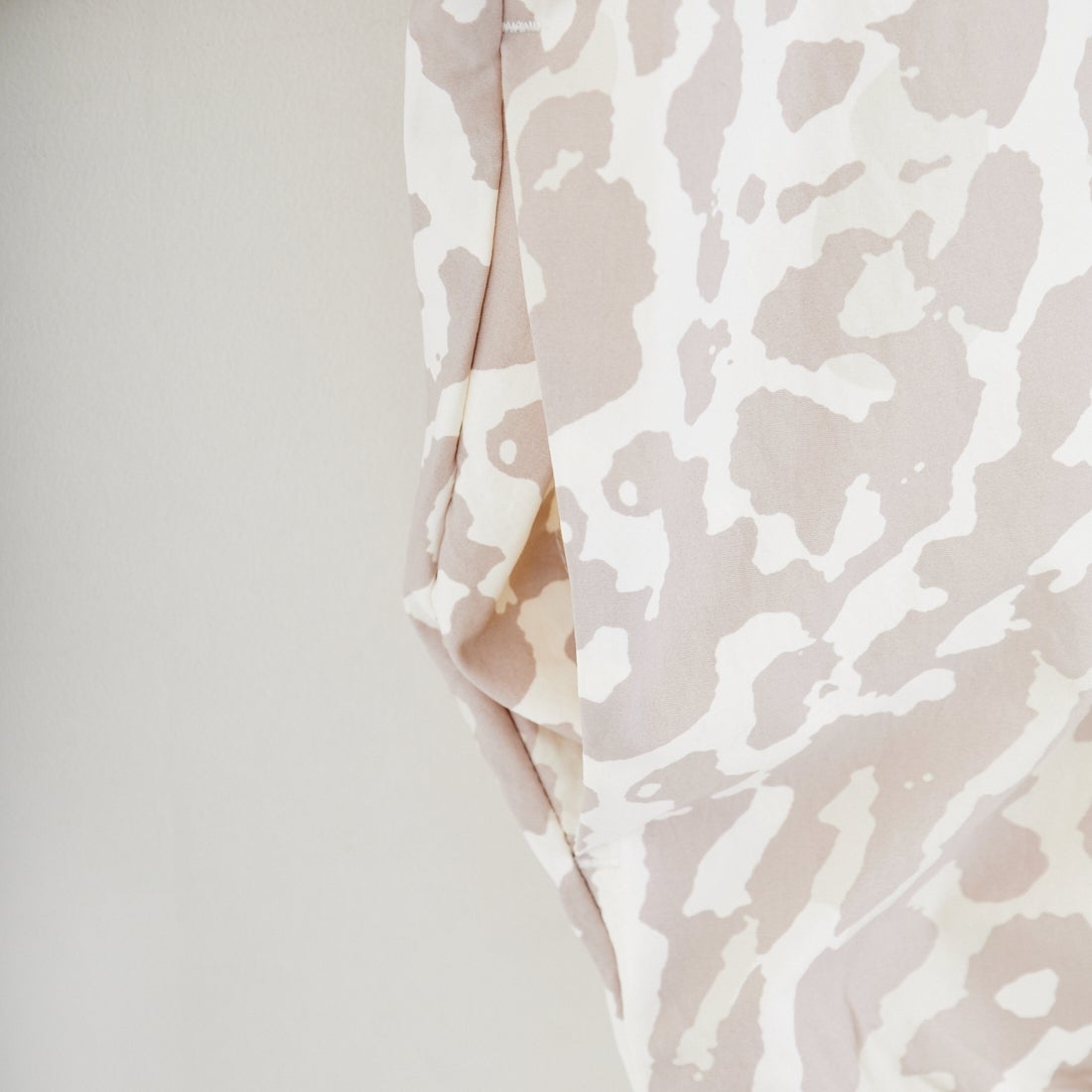 NIKE [ナイキ] ウィメンズ ウーブンプリンテッドジャケット [IB7264] 009 COLLEG