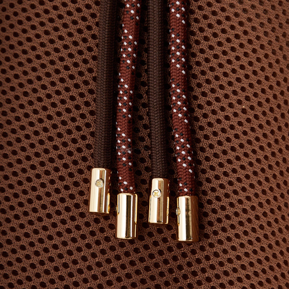 LE VERNIS [ル・ベルニ] パラコードハンドルメッシュバッグ [235-211505] ﾌﾞﾗｳﾝ
