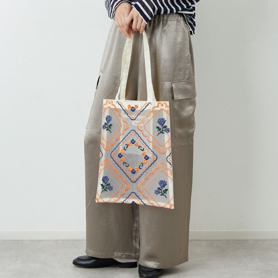Casselini [キャセリーニ] チュール刺繍トートバッグ [254-111505] ｱｲﾎﾞﾘｰ