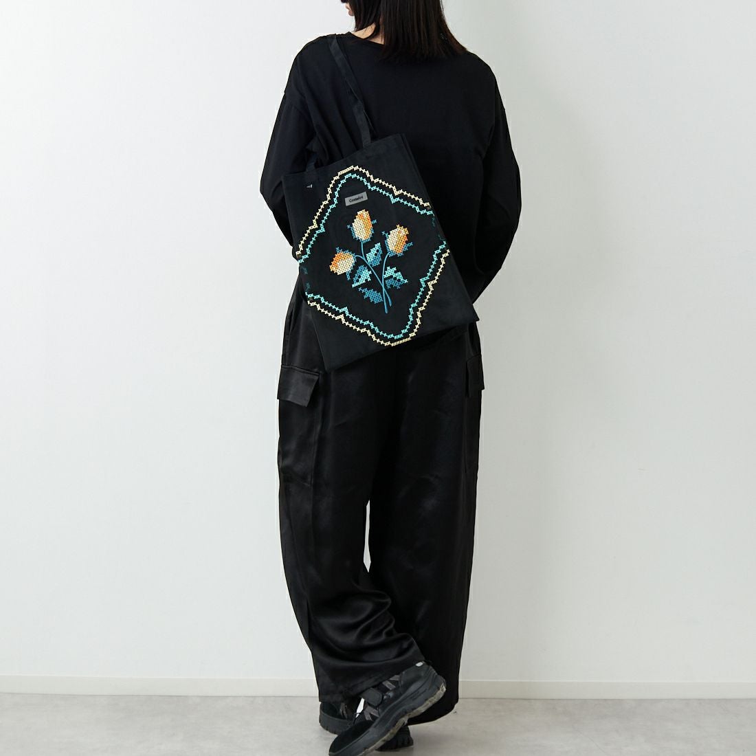 Casselini [キャセリーニ] チュール刺繍トートバッグ [254-111505] ﾌﾞﾗｯｸ