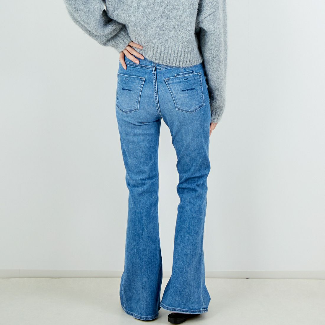 YANUK [ヤヌーク] ブーツカット [57153341] FLB &&モデル身長：162cm 着用サイズ：25&&