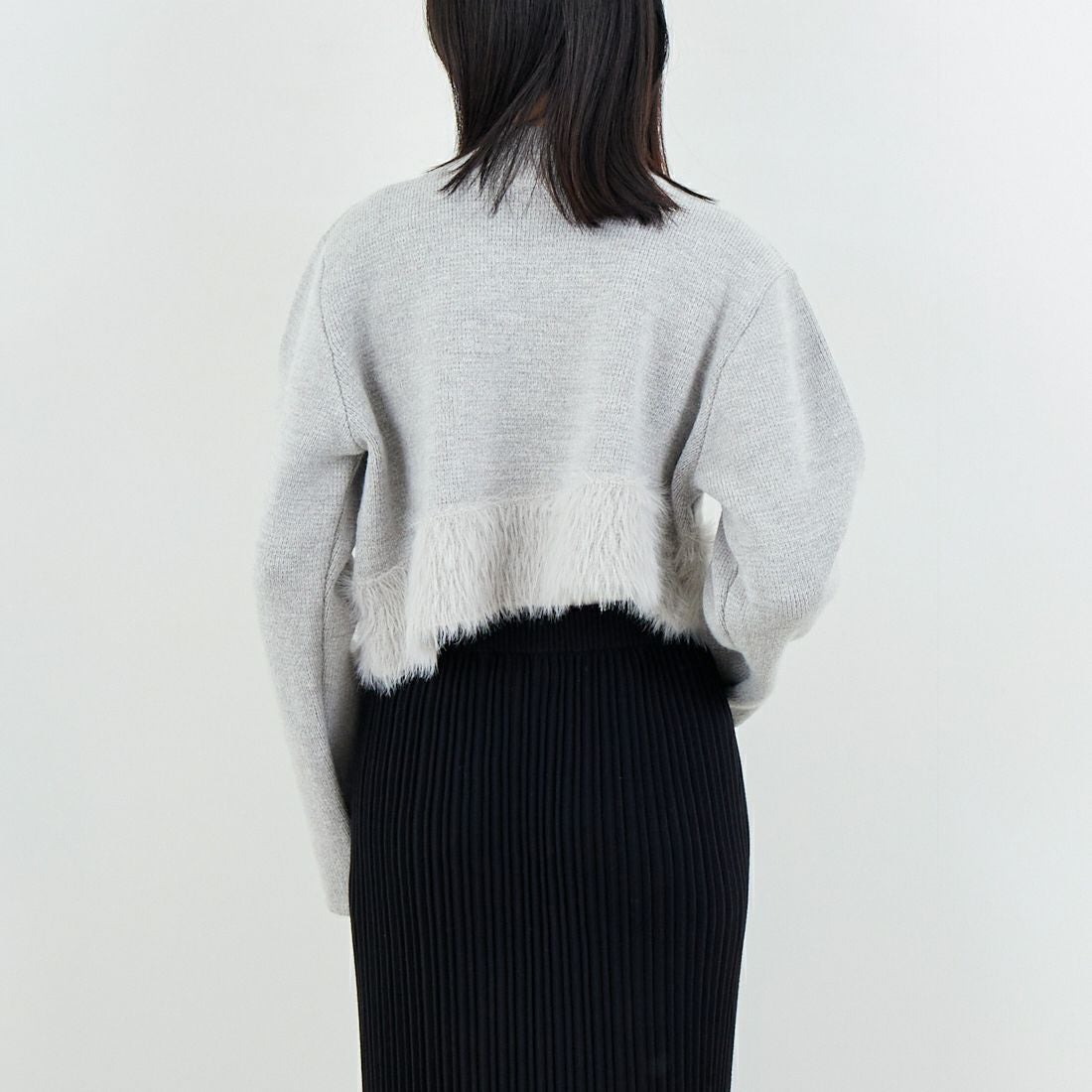 &g'aime [アンジェム] シャギー切替ショートニット [986-67028] ｸﾞﾚｰ &&モデル身長：162cm 着用サイズ：F&&