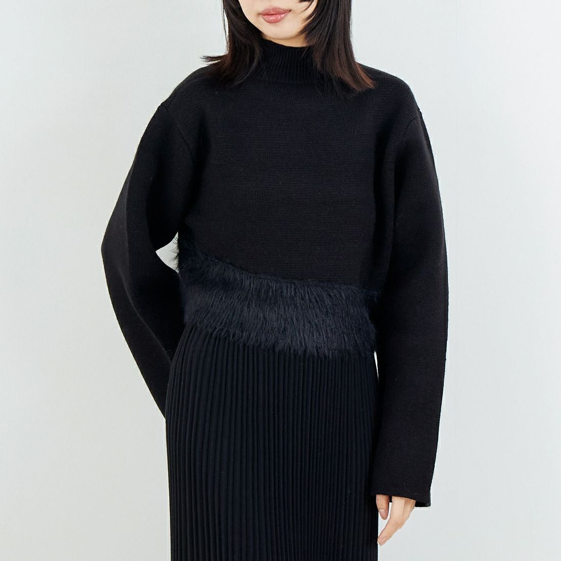 &g'aime [アンジェム] シャギー切替ショートニット [986-67028] ﾌﾞﾗｯｸ &&モデル身長：162cm 着用サイズ：F&&