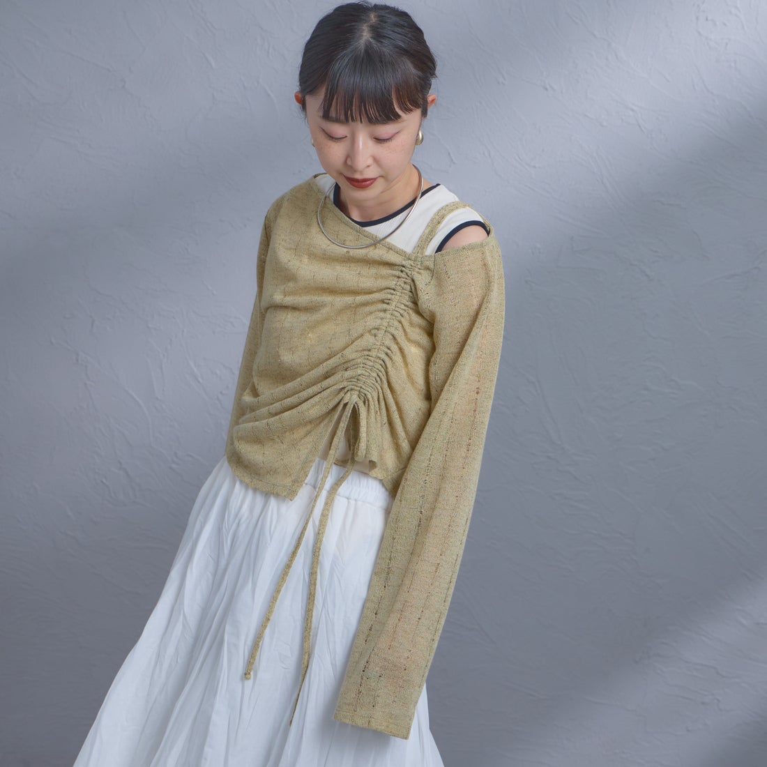 nenom [ネノム] ワンオフショルダー ギャザーリボンTシャツ [NE26312004] 37 MINT &&モデル身長：150cm 着用サイズ：F&&