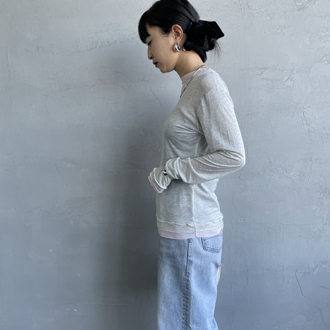 nenom [ネノム] シアーレイヤードロンT [NE26312002] 20 OAT/PNK &&モデル身長：150cm 着用サイズ：F&&