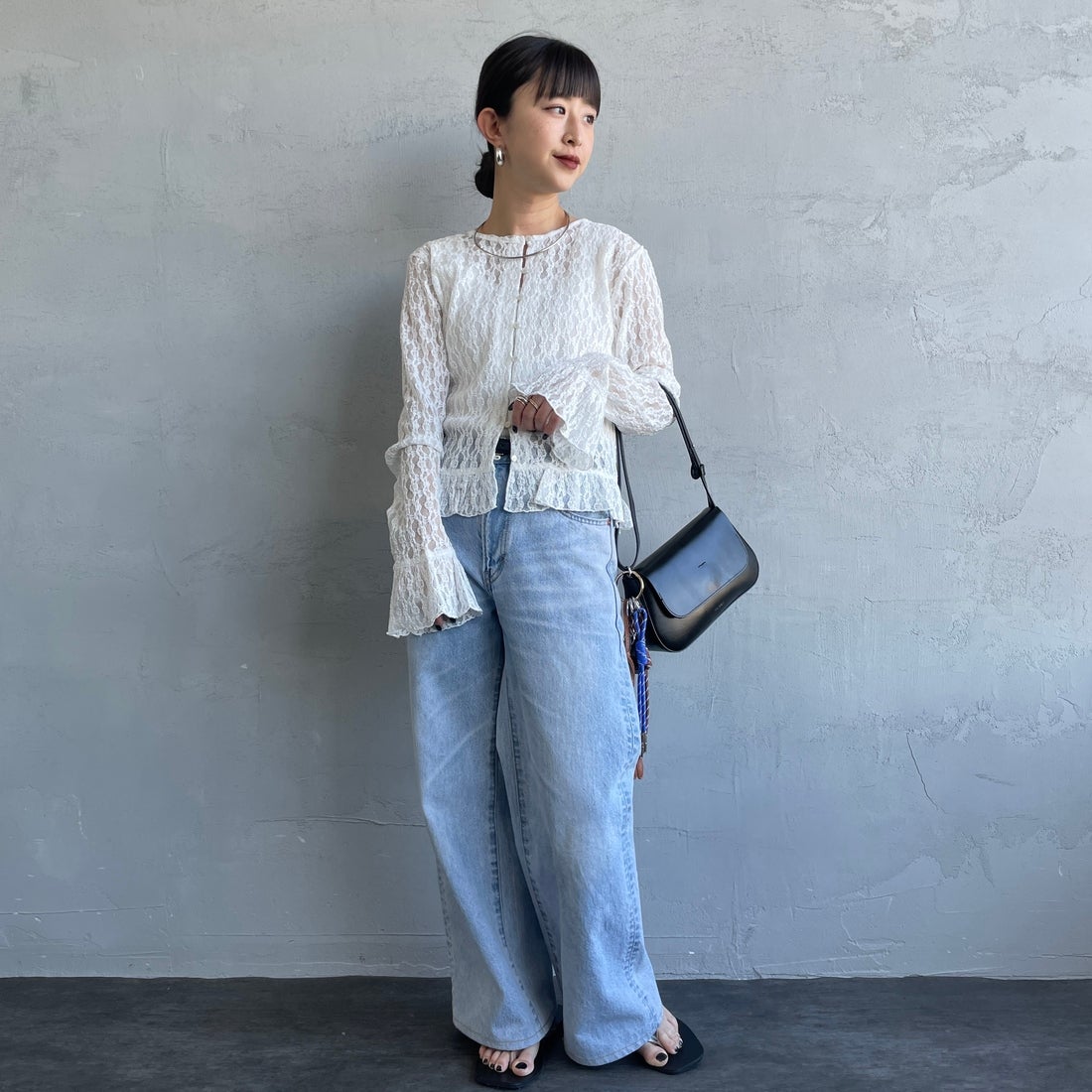 nenom [ネノム] マルチWAY レースペプラムカーディガン [NE26312001] 02 OFF &&モデル身長：150cm 着用サイズ：F&&