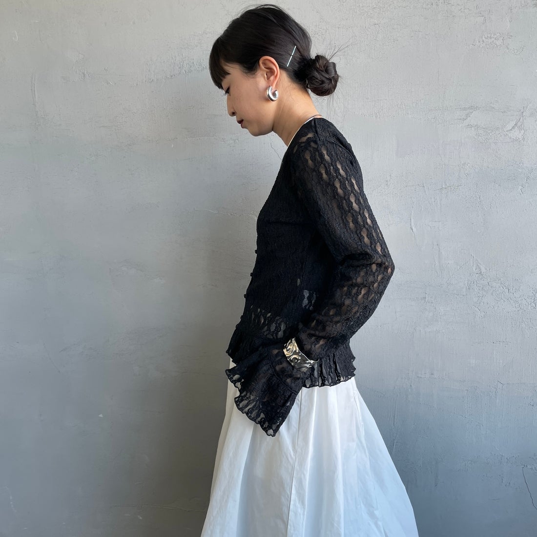 nenom [ネノム] マルチWAY レースペプラムカーディガン [NE26312001] 09 BLACK &&モデル身長：150cm 着用サイズ：F&&