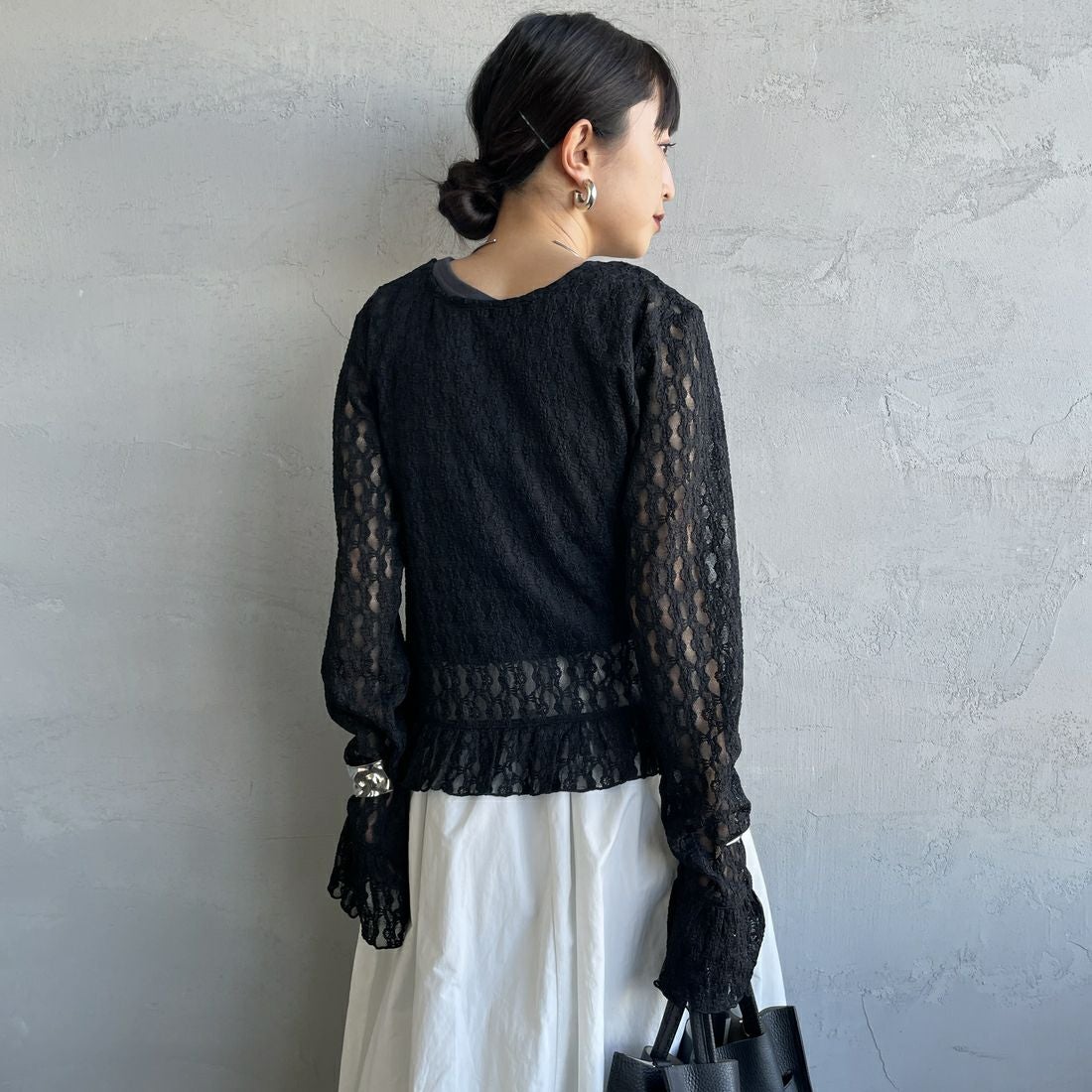 nenom [ネノム] マルチWAY レースペプラムカーディガン [NE26312001] 09 BLACK &&モデル身長：150cm 着用サイズ：F&&