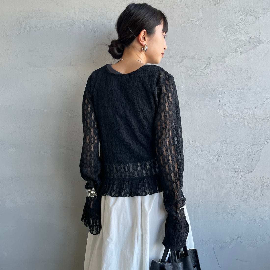 nenom [ネノム] マルチWAY レースペプラムカーディガン [NE26312001] 09 BLACK &&モデル身長：150cm 着用サイズ：F&&