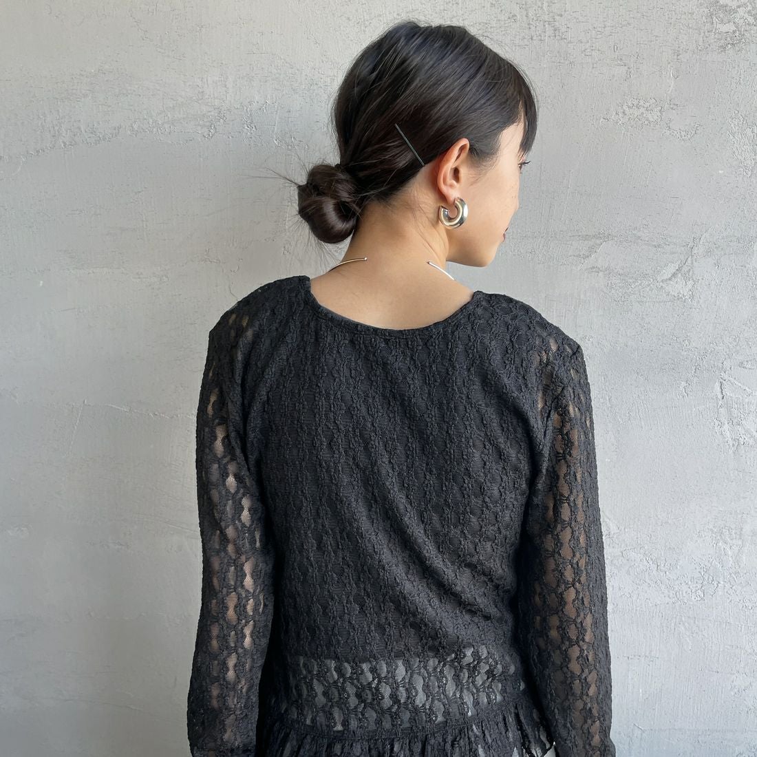 nenom [ネノム] マルチWAY レースペプラムカーディガン [NE26312001] 09 BLACK &&モデル身長：150cm 着用サイズ：F&&