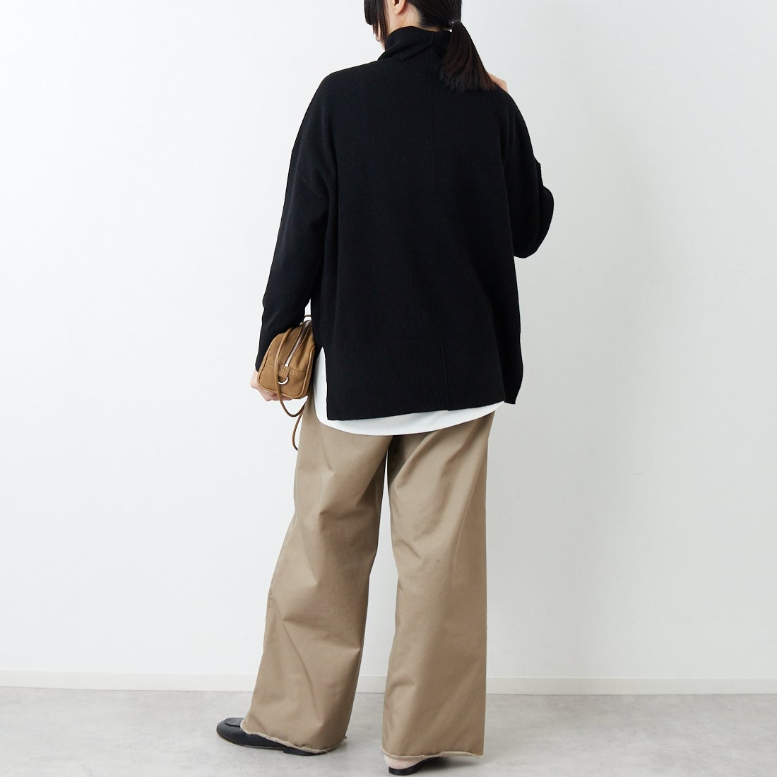 Jeans Factory Clothes [ジーンズファクトリークローズ] 12G メリノウールオフタートルネックニット [11256554] 004 ﾌﾞﾗｯｸ &&モデル身長：162cm 着用サイズ：F&&
